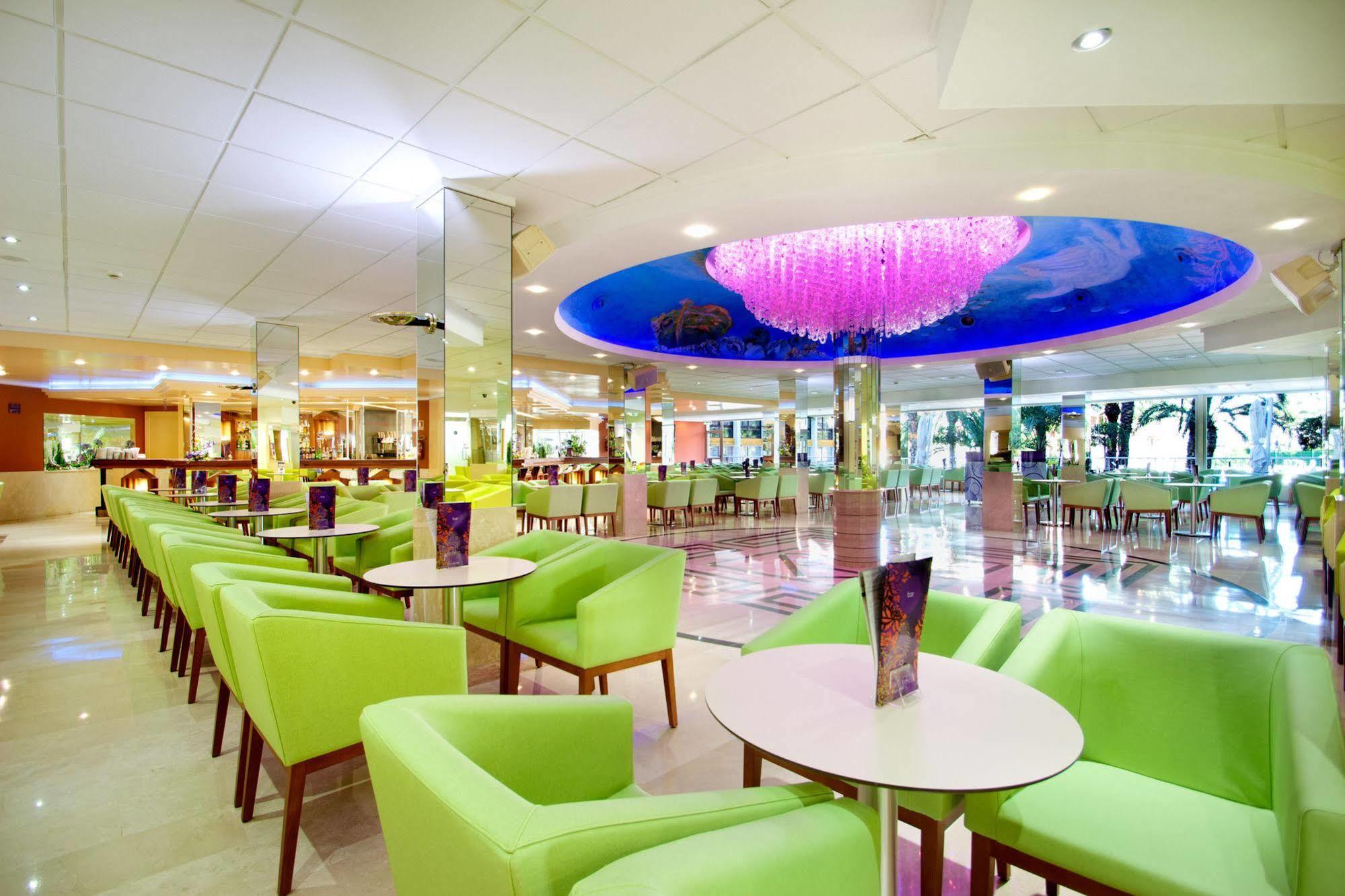 Hotel Servigroup Calypso Benidorm Exteriör bild